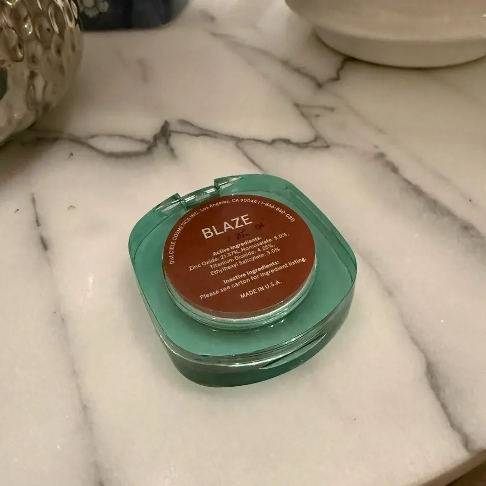ciele flush & PROTECT SPF 45+ powder blush